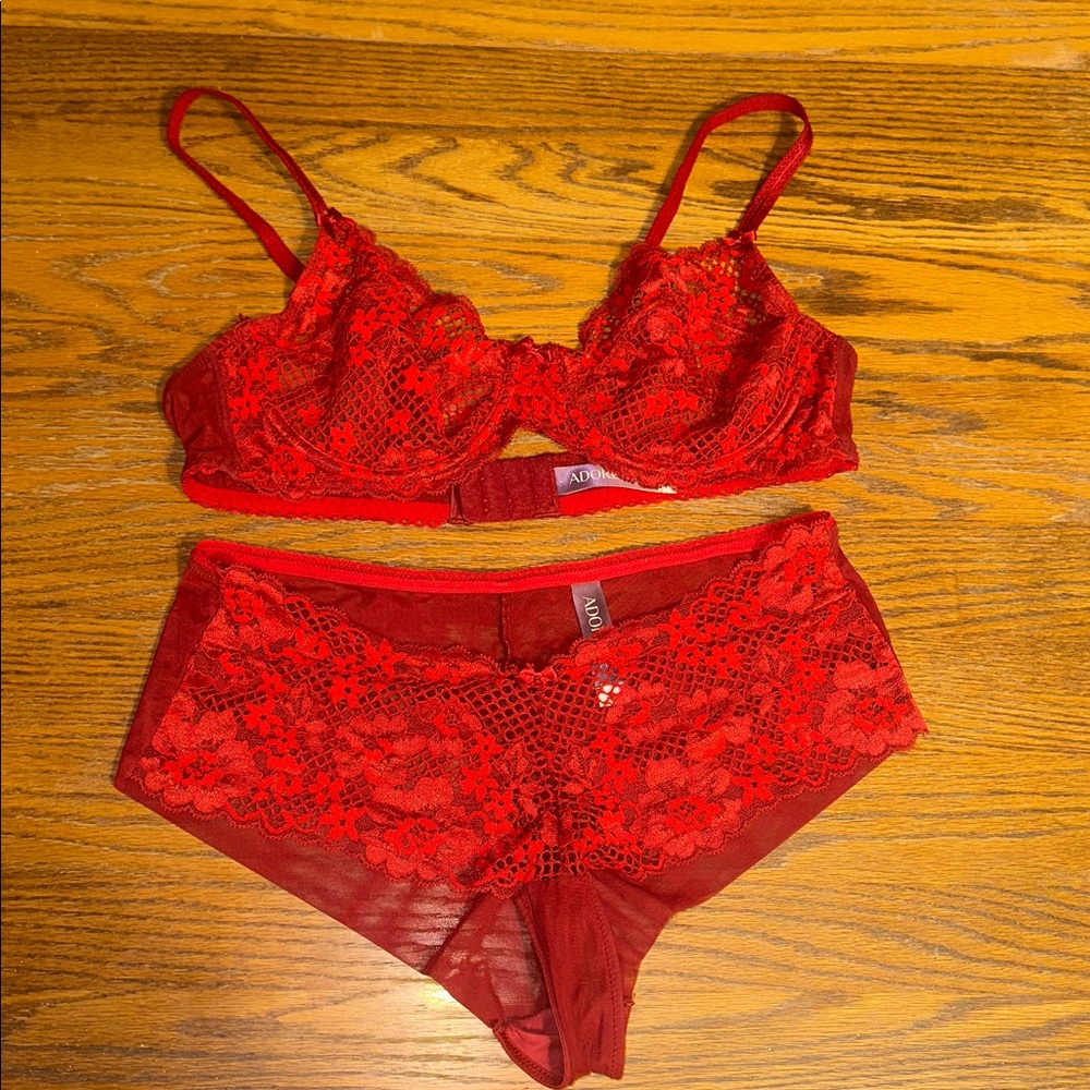 ❤️‍🔥 Adore Me Red Lacey Bra & Panty Set 38C/M